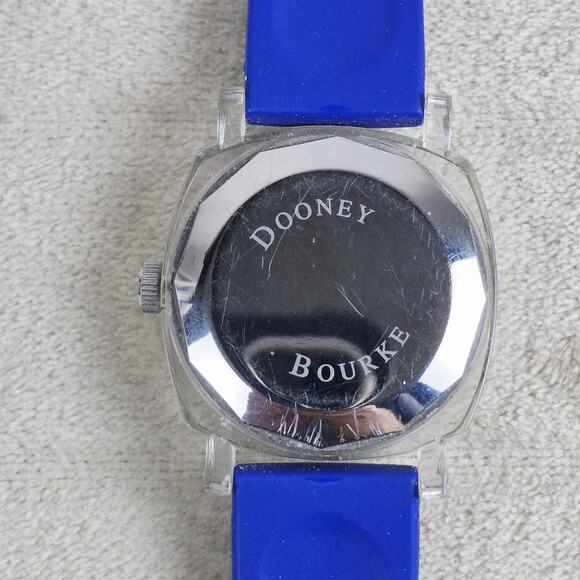 Dooney & Bourke Women’s Quartz Wrist Watch Colorful Plaid Dial Blue Silicone - Picture 4 of 12